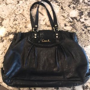 Coach black purse!!